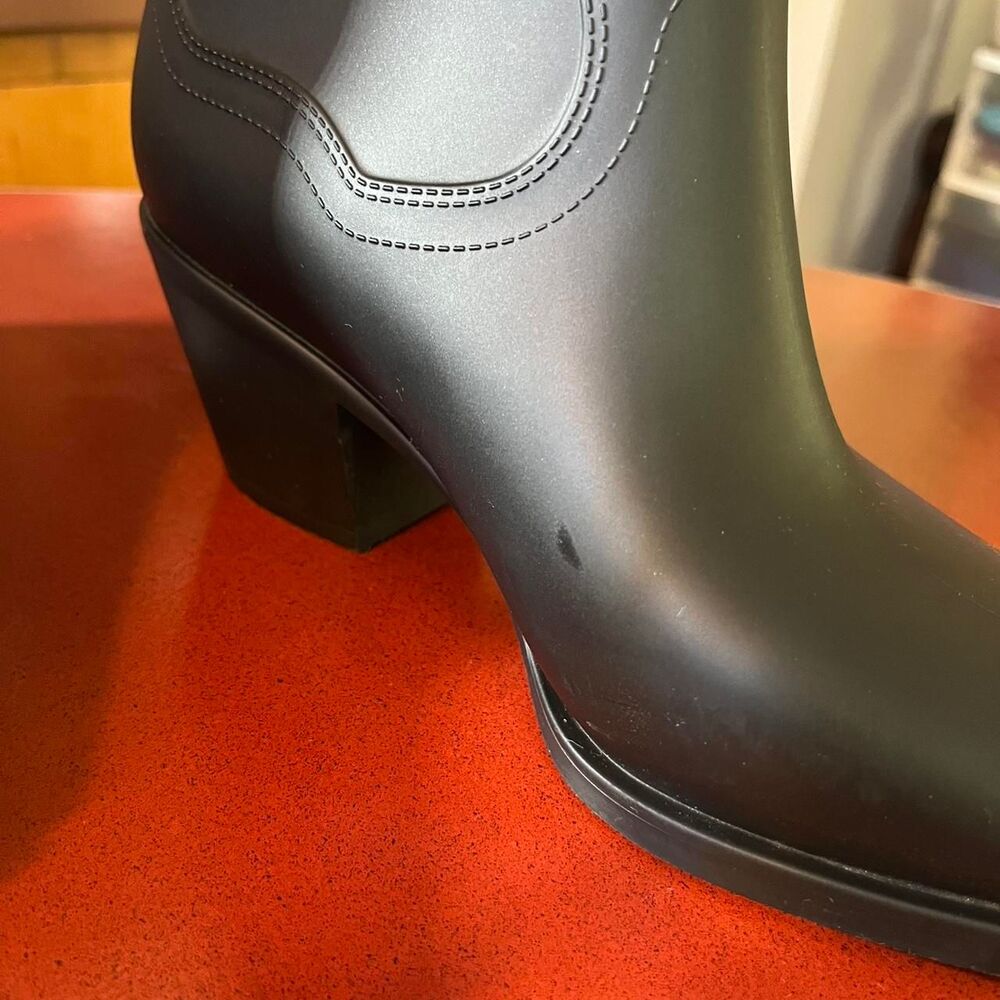 Unbranded Women's Black and Grey Boots - Picture 2 of 7